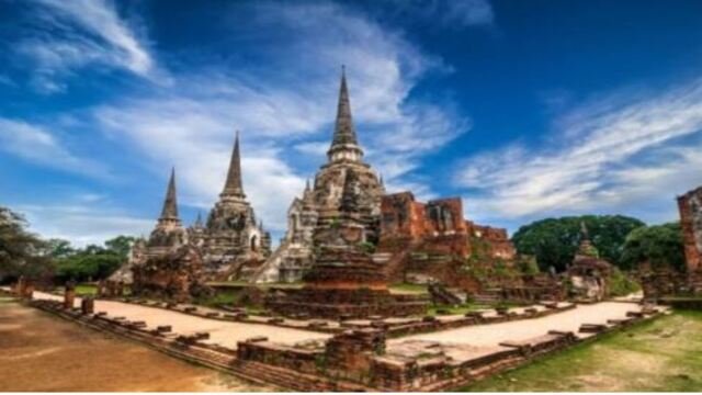 Ayutthaya, North of Bangkok Ayutthaya, North of Bangkok