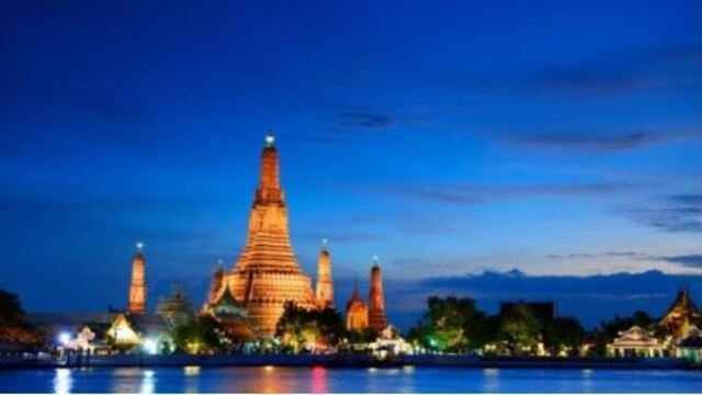 Wat Arun (Temple of Dawn), Bangkok Wat-Arun-Temple-of-Dawn-Bangkok